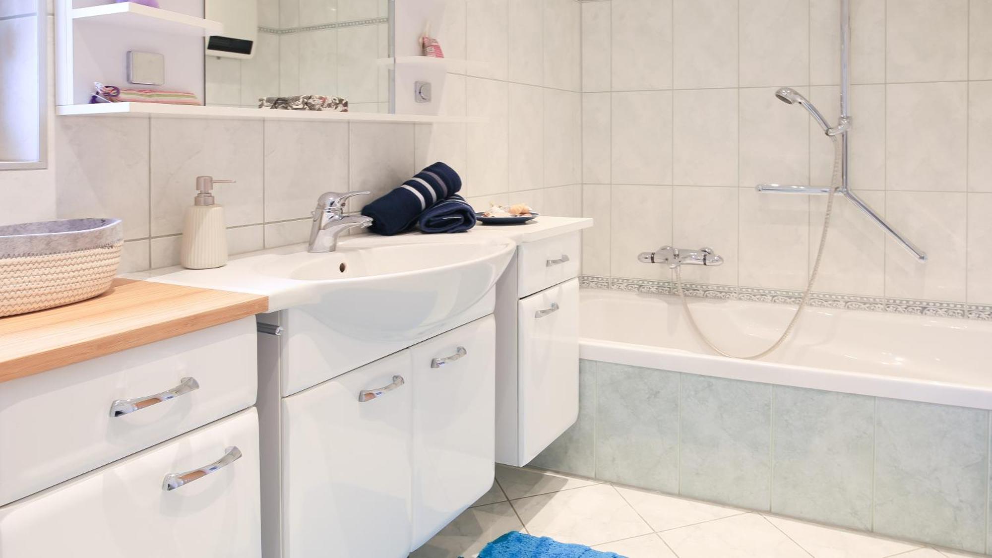 Zwei Schlafzimmer Ferienapartment Anna Am Stubenbergsee Inklusive Vier E-Bikes Bagian luar foto