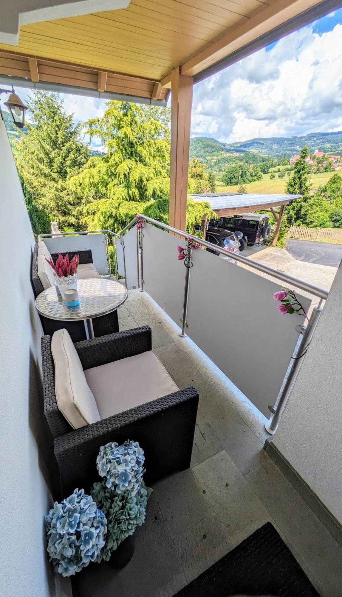 Zwei Schlafzimmer Ferienapartment Anna Am Stubenbergsee Inklusive Vier E-Bikes Bagian luar foto
