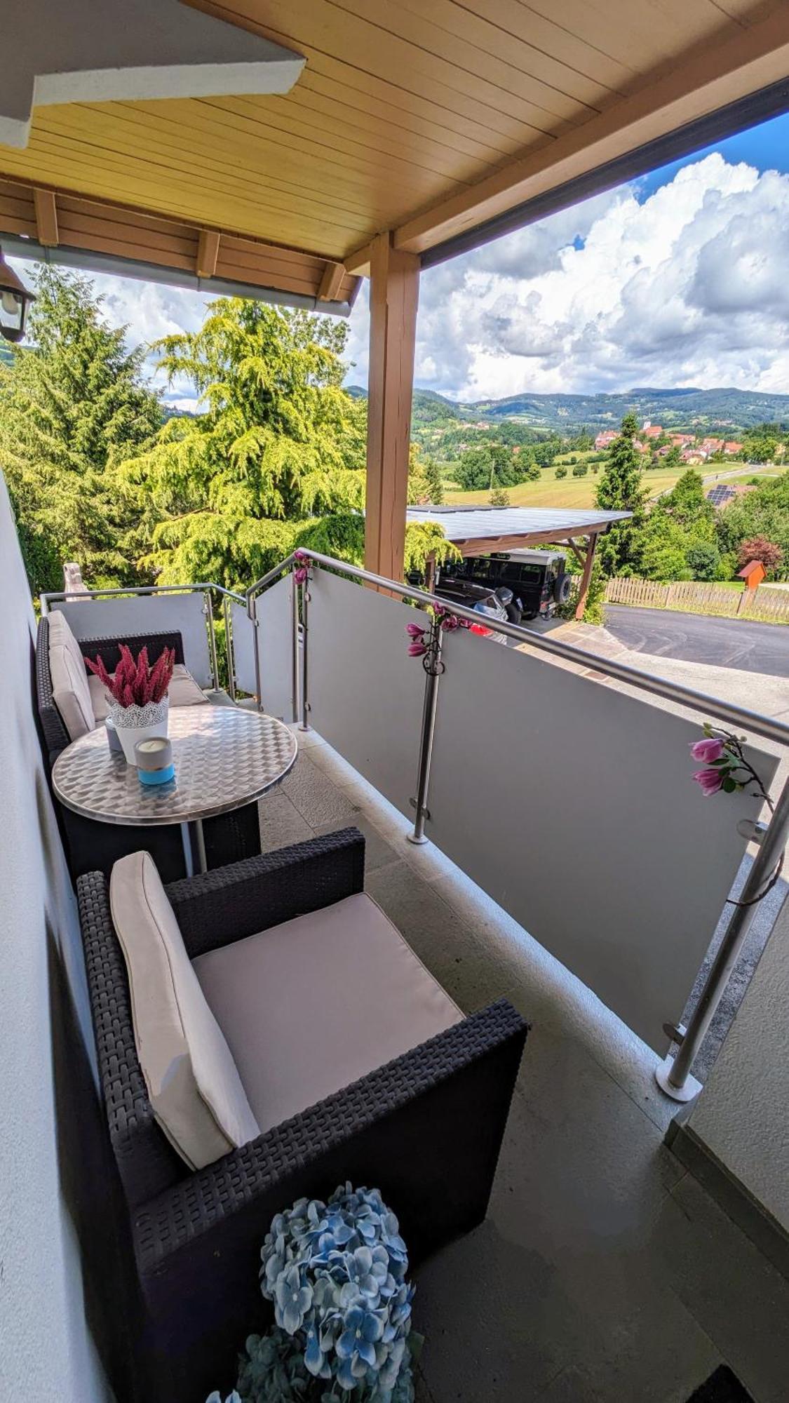 Zwei Schlafzimmer Ferienapartment Anna Am Stubenbergsee Inklusive Vier E-Bikes Bagian luar foto